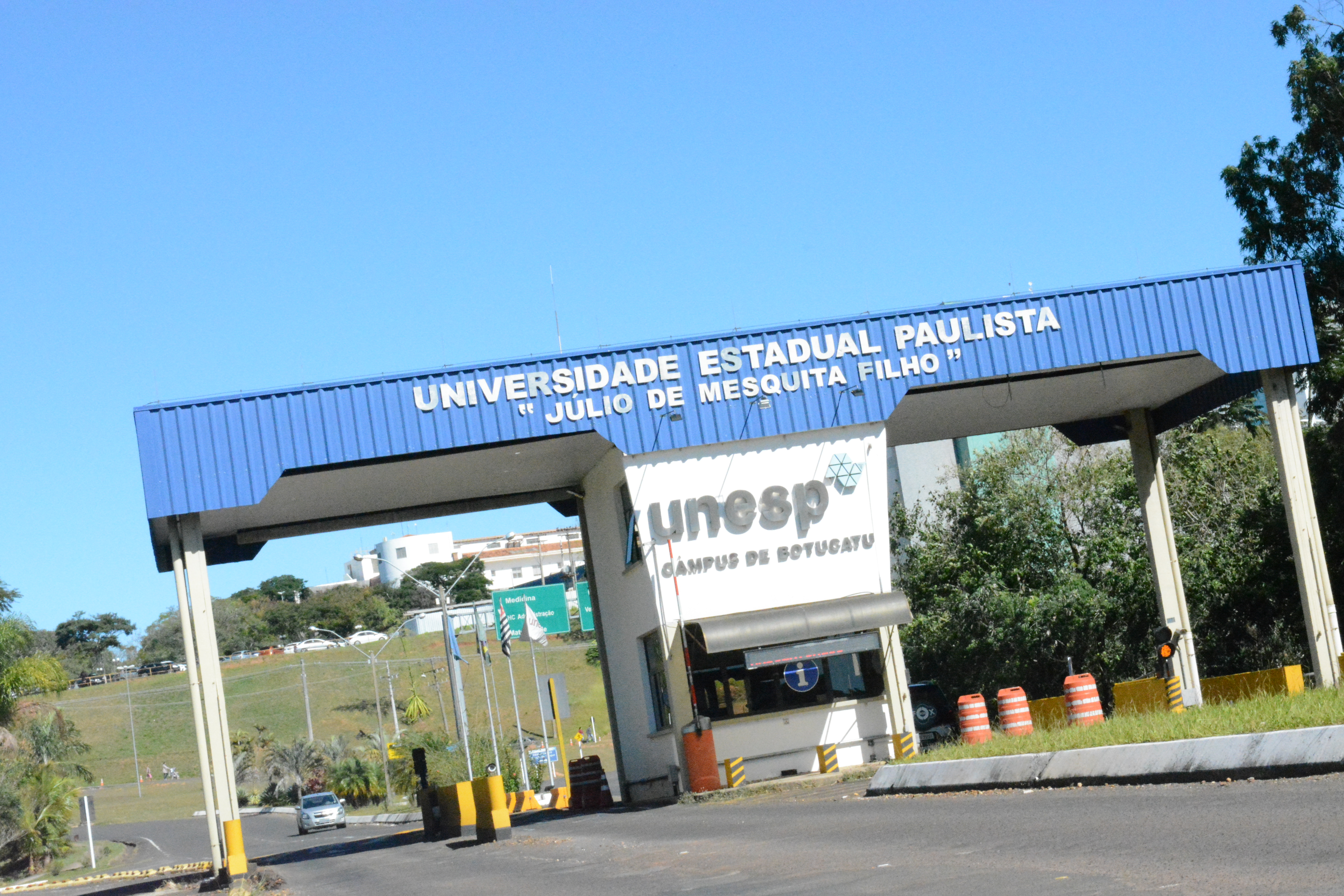 FACHADA-CAMPUS-DA-UNESP-BOTUCATU--10- FACHADA-CAMPUS-DA-UNESP-BOTUCATU--10-