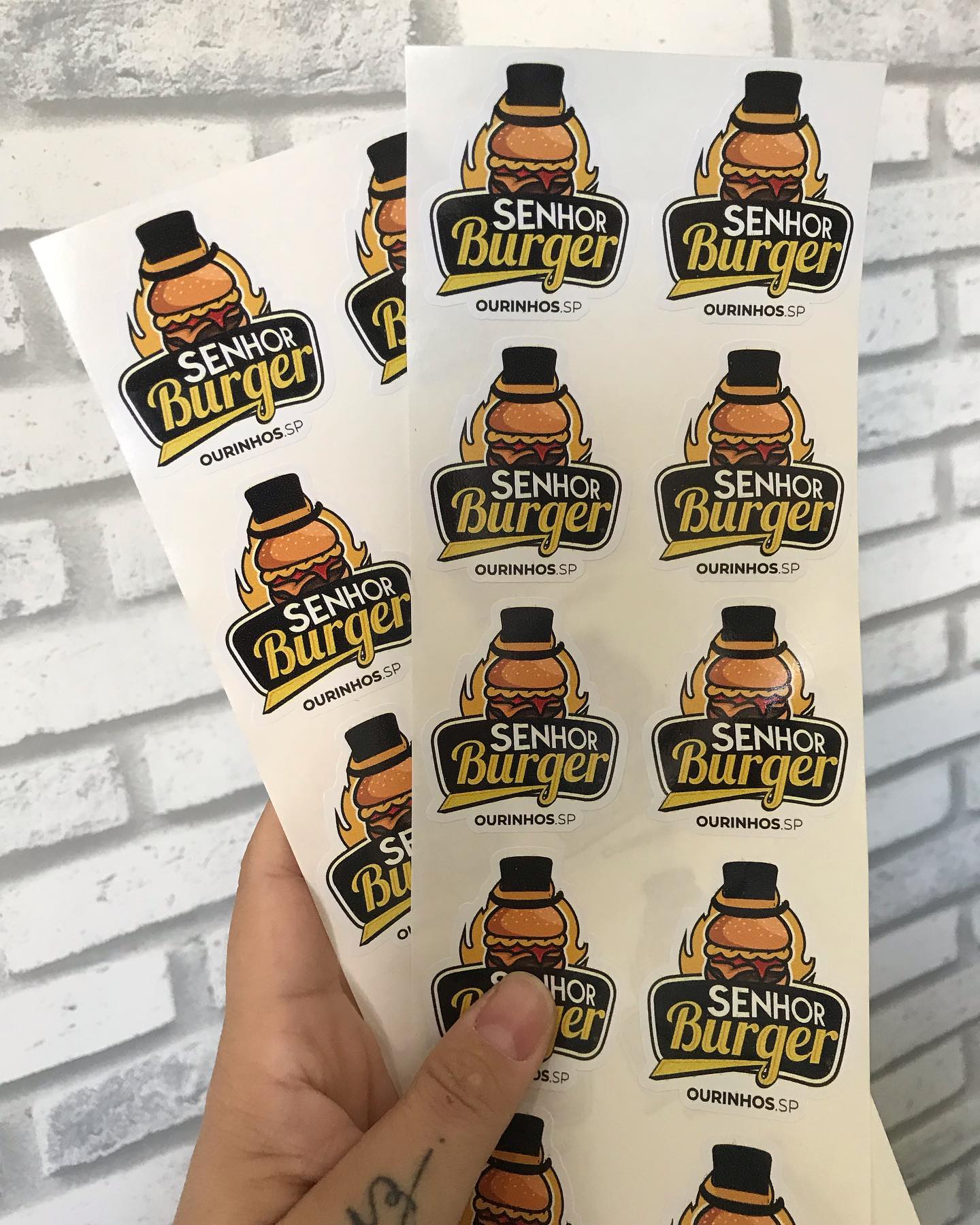 337878960_875605623611018_7403795219449064045_n