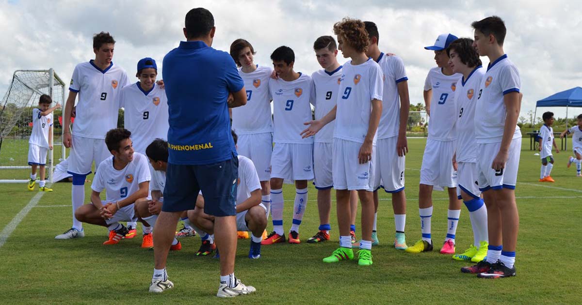 Ronaldo Academy conta com profissionais formados em educação física