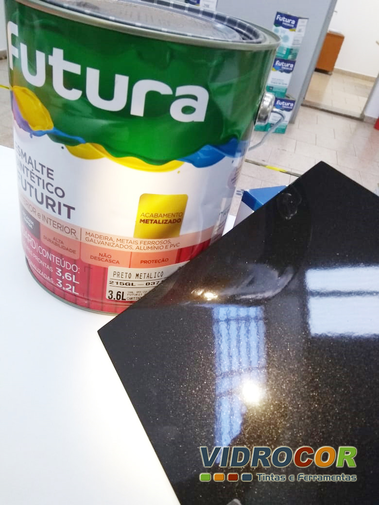 Esmalte metálico futura 1