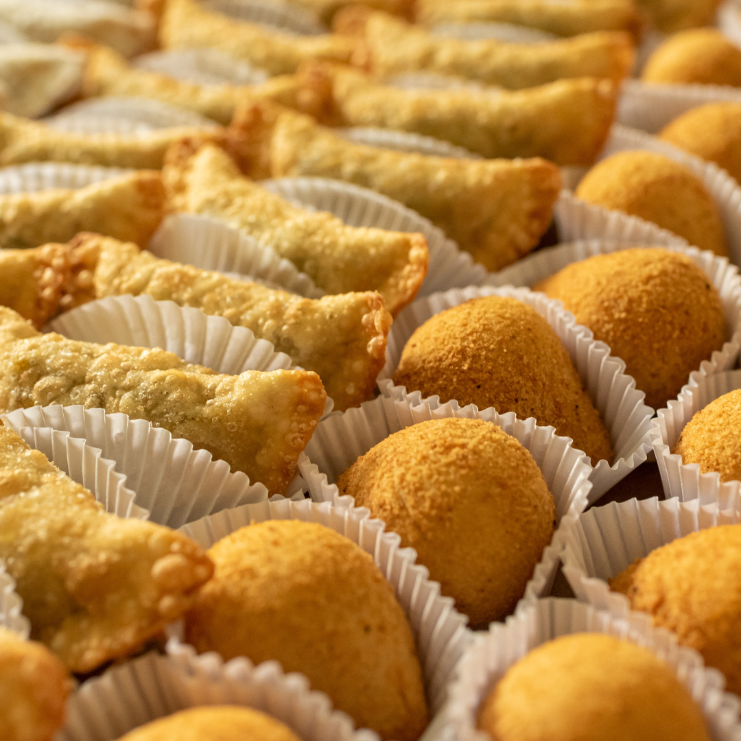 Cópia de Cópia de Cópia de Delivery post Instagram Azul (1280 × 500 px) (1920 x 1000 px) (1080 x 1080 px) (2)