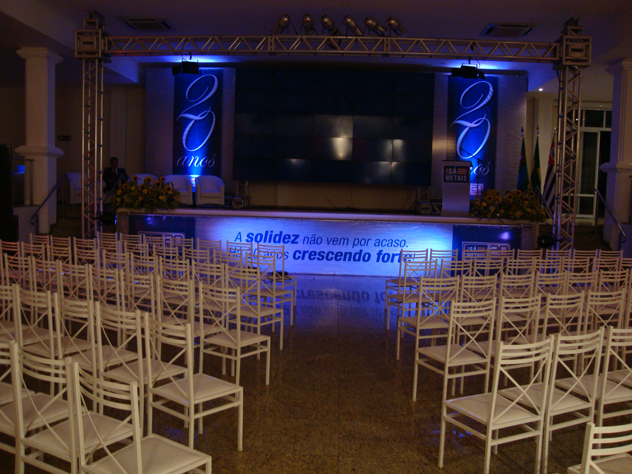 8369b1f7-f971-476b-b078-a11eef5e1bee