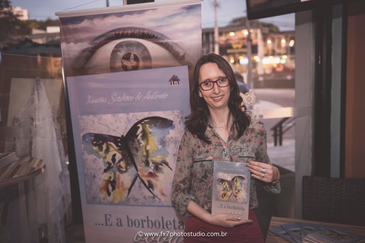 2018 Lançamento Livro E a Borboleta Voou 2018 Lançamento Livro E a Borboleta Voou