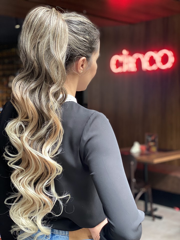Aplique rabo de cavalo cabelo longo