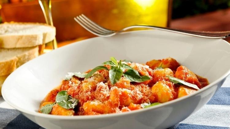 receita-nhoque-ao-sugo-1559058143453_v2_750x421