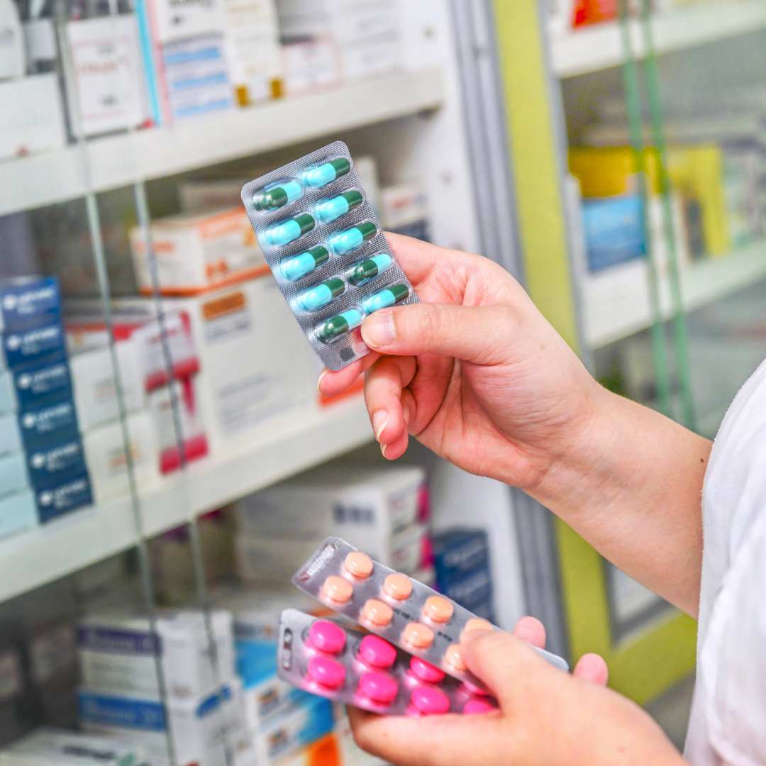 Ligue 064-3661-6639 ou WhatsApp (5)