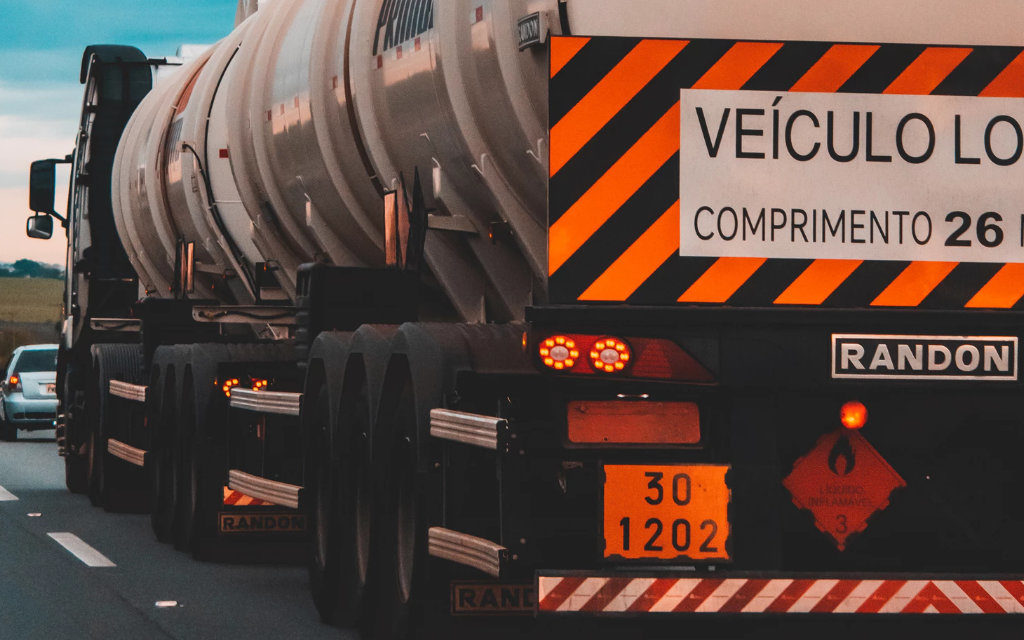 transporte-de-produtos-perigoso-documentos-necessários-1024x640