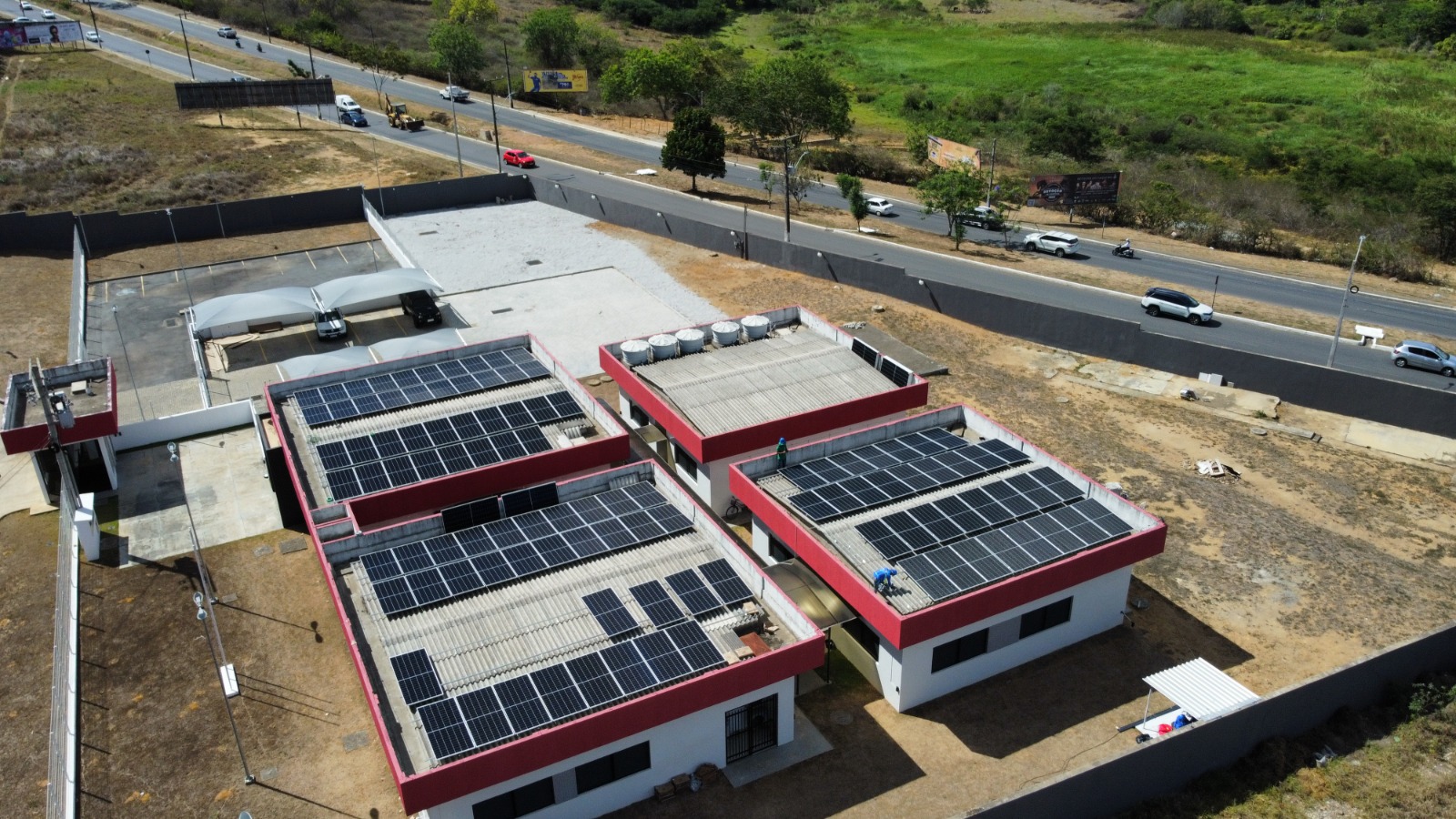 b29fe4b9-5eee-478b-baab-385a0a56676a